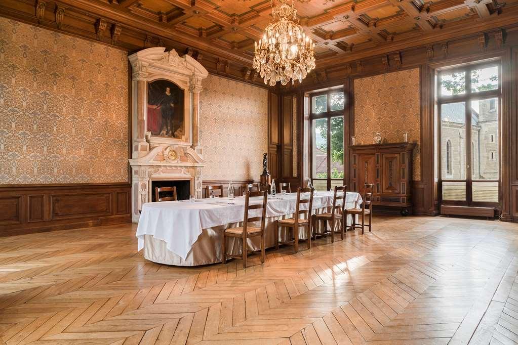 Château Saint-Michel - Cercle des Grands Crus Rully  Facilités photo